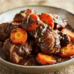 Свиное рагу с морковью